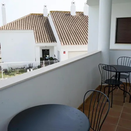 Apartamento Casa Topacio, 3 Bedrooms And 3 Bathrooms In Quiet Street *