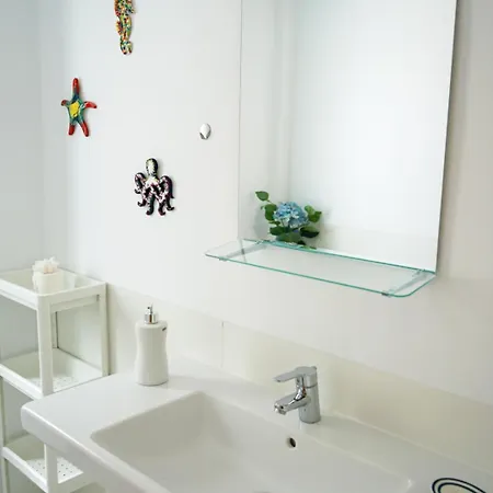 Casa Topacio, 3 Bedrooms And 3 Bathrooms In Quiet Street Apartamento Mijas