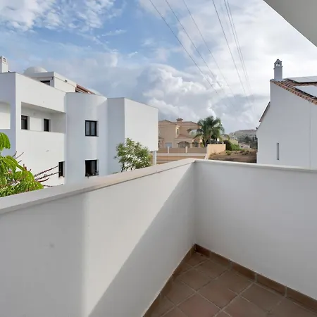 Apartment Casa Topacio, 3 Bedrooms And 3 Bathrooms In Quiet Street *