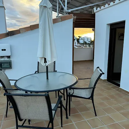Casa Topacio, 3 Bedrooms And 3 Bathrooms In Quiet Street