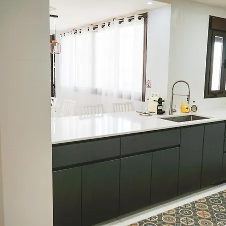아파트 Casa Topacio, 3 Bedrooms And 3 Bathrooms In Quiet Street *