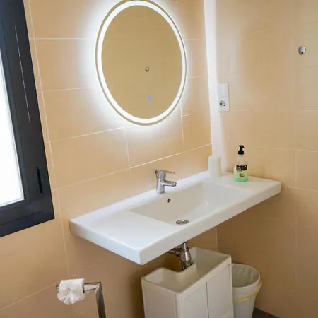 아파트 Casa Topacio, 3 Bedrooms And 3 Bathrooms In Quiet Street