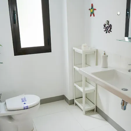 아파트 Casa Topacio, 3 Bedrooms And 3 Bathrooms In Quiet Street 미하스
